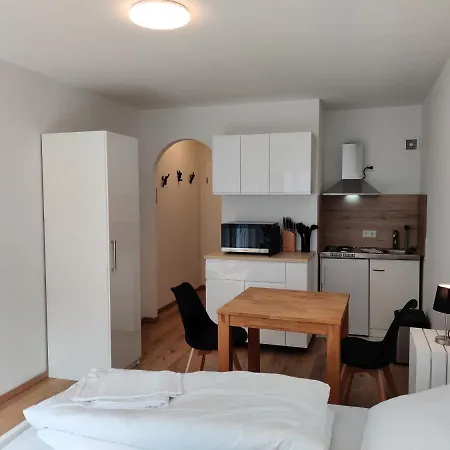 Schicke Wohnung In Stadtnaehe Würzburg Esterno foto