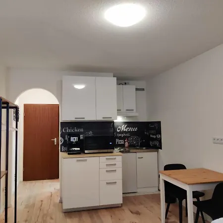 Schicke Wohnung In Stadtnaehe Würzburg Esterno foto